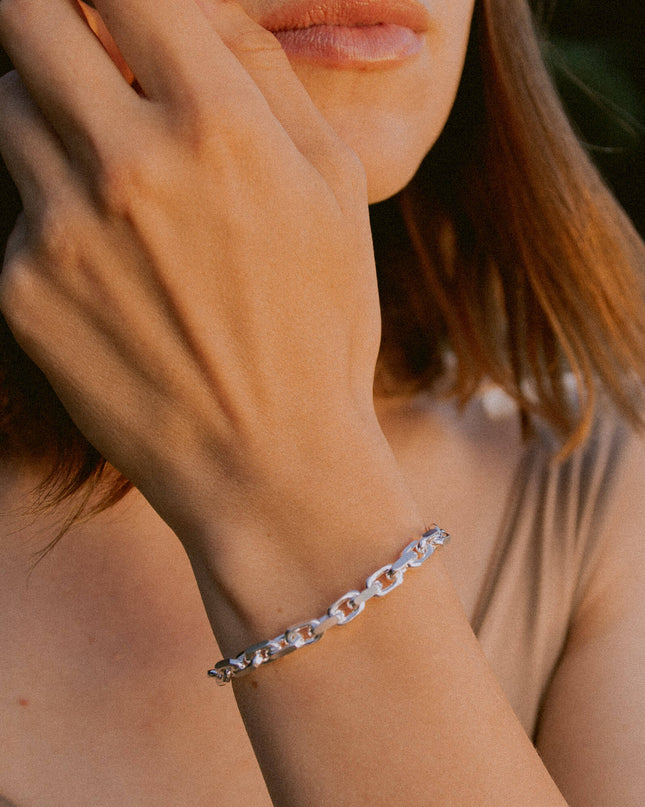 Armband Ankerkette DELICATE Massiv Silber Diamantiert-1