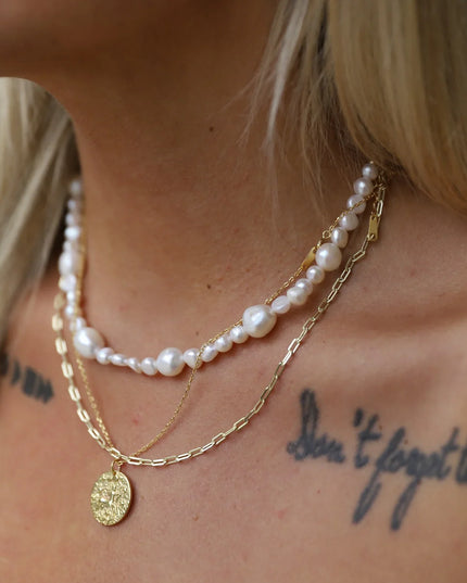 ARIELLE NECKLACE-1