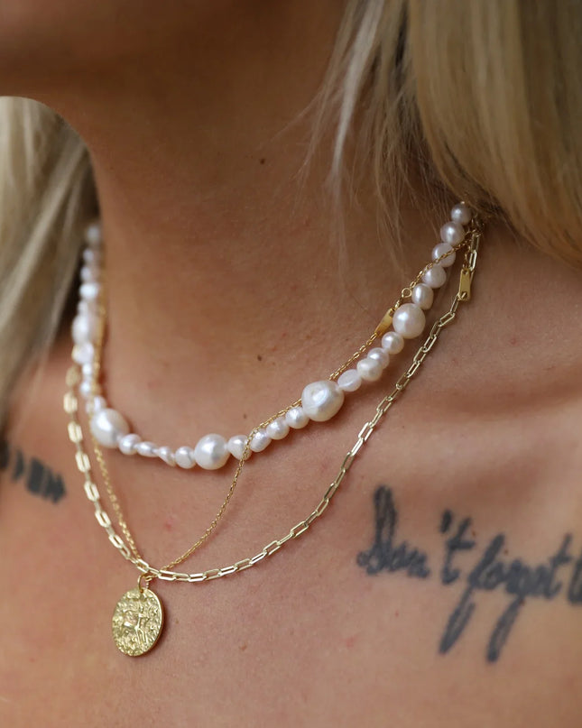 ARIELLE NECKLACE-1