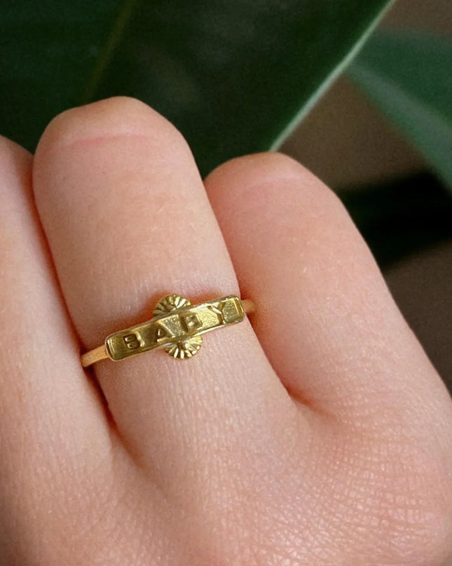 BABY SIGNET RING-1