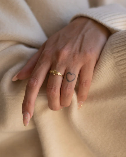 BABY SIGNET RING-2